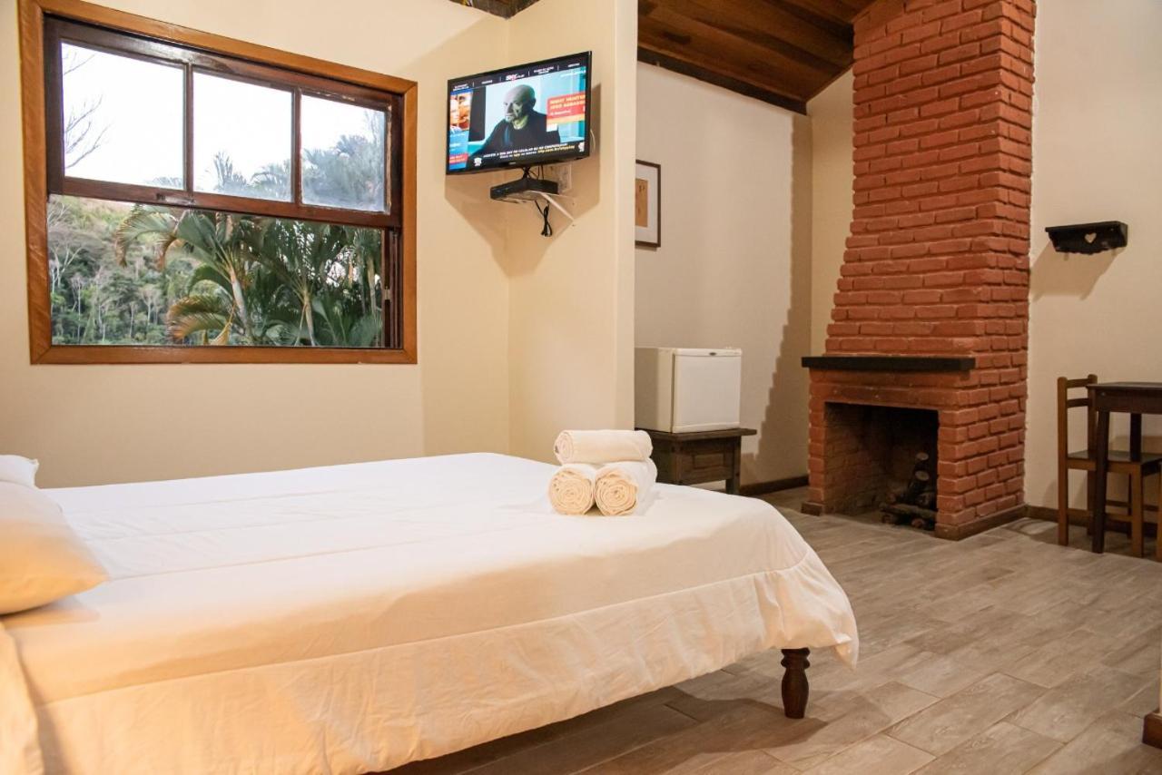 Arara 4* Valenca (Rio de Janeiro)