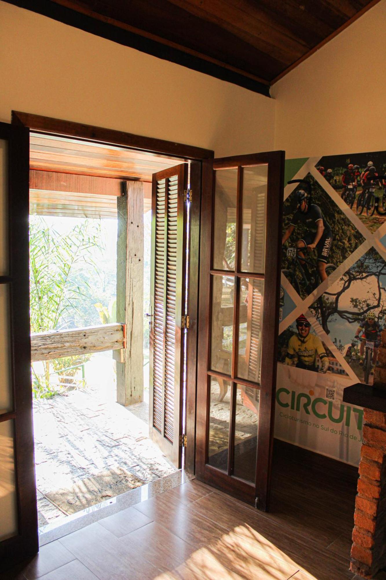 Arara Hotel